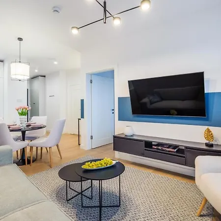 Lux Tukan B003, Polanki Aqua -