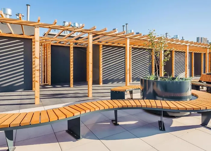 Lux Tukan B003, Polanki Aqua -